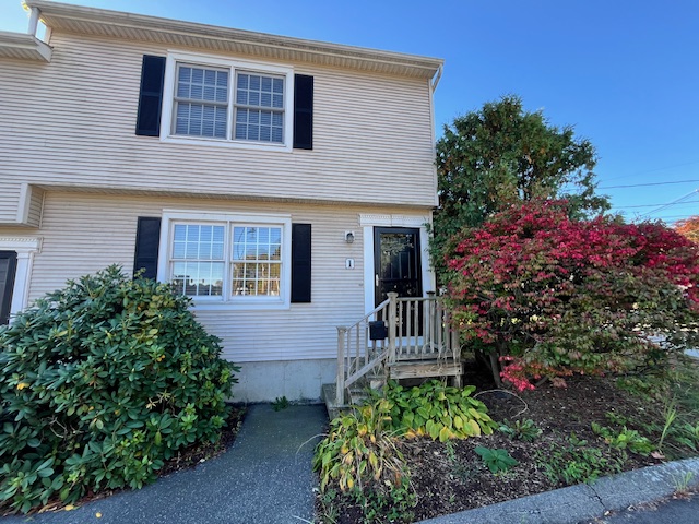 Focused Property Photo