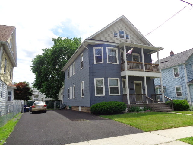 Focused Property Photo