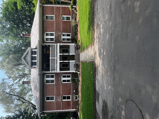 Focused Property Photo