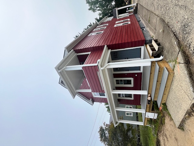 Focused Property Photo