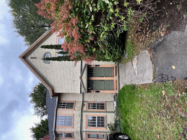 Focused Property Photo