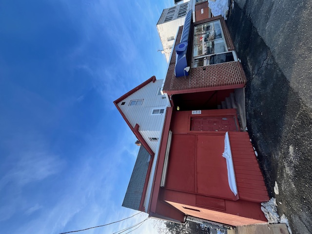 Focused Property Photo